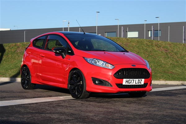 Ford Fiesta ST-LINE RED EDITION