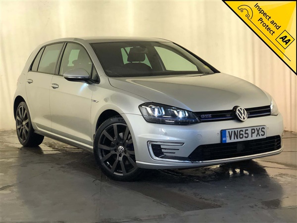 Volkswagen Golf 1.4 TSI BlueMotion Tech GTE Nav DSG (s/s)