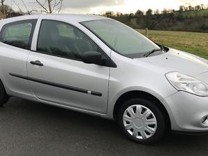 Renault Clio Extreme 1.2 Petrol 5 Speed Manual in Stroud |