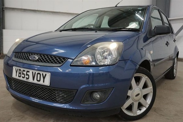 Ford Fiesta 1.4 ZETEC CLIMATE 16V 5d 80 BHP-LOW MILEAGE
