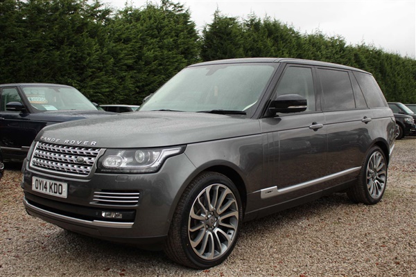 Land Rover Range Rover 4.4 SD V8 Autobiography Auto 4WD 5dr