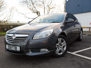 Vauxhall Insignia 2.0 CDTi Exclusiv  in Hastings |