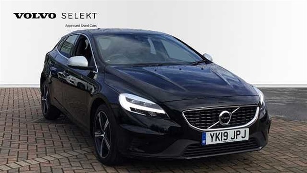 Volvo V40 (DAB Radio, Bluetooth)