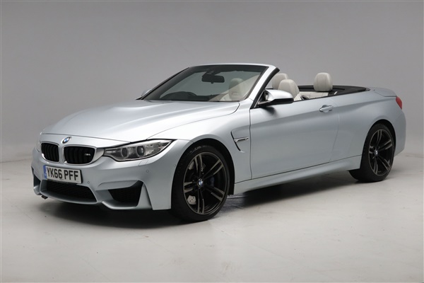 BMW 4 Series M4 2dr DCT - AUTO PARK - REVERSE CAM - PADDLE