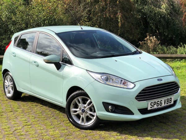 Ford Fiesta 1.0 Ecoboost Zetec Powershift Auto