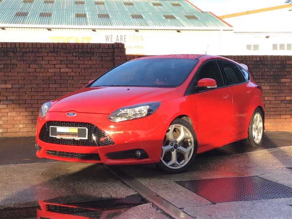 Ford Focus 2.0 T ST-2 5dr