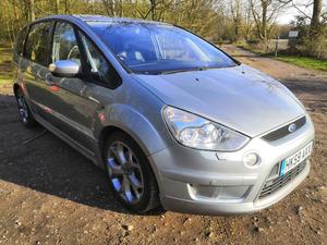 Ford S-Max  in Witham | Friday-Ad