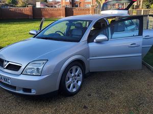 Vauxhall Vectra Elite  Estate 1.8 Manual Leather in