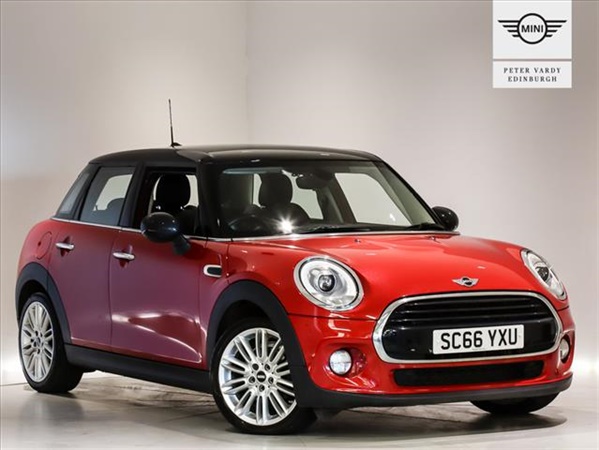 Mini Hatch 1.5 Cooper 5dr [Chili Pack]