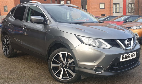 Nissan Qashqai 1.6 DIG-T Tekna SUV 5dr Petrol Manual (138