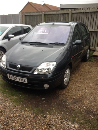 Renault Scenic V Expression + 5dr Auto