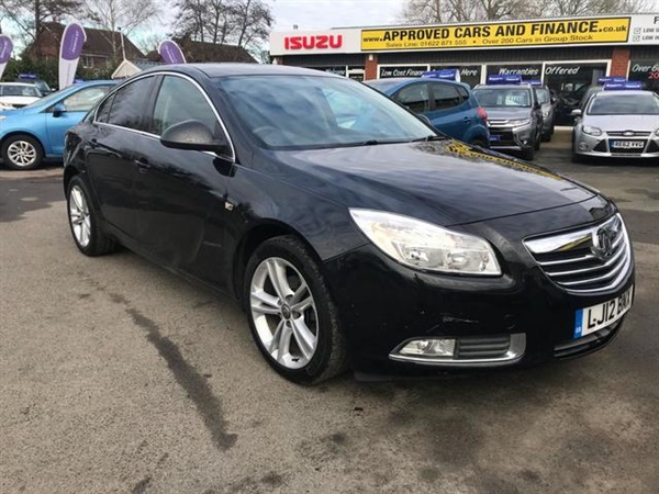 Vauxhall Insignia 2.0 EXCLUSIV CDTI 5d 157 BHP IN METALLIC