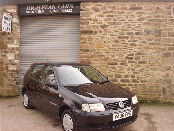 Volkswagen Polo 1.0 E 5DR.  MILES. ONE LADY OWNER.