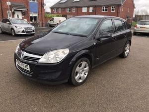 Vauxhall Astra  Comes with 1 year MOT Open to sensible