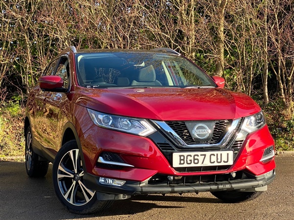 Nissan Qashqai 1.2 DIG-T N-CONNECTA GLASS ROOF PACK 5DR