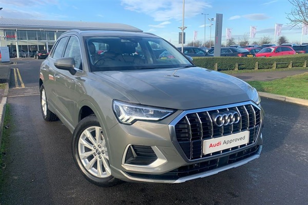 Audi Q3 35 TFSI Sport 5dr Manual