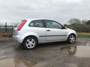 Ford Fiesta 1.4 Low milage in Bristol | Friday-Ad