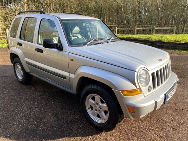 Jeep Cherokee CRD SPORT Auto