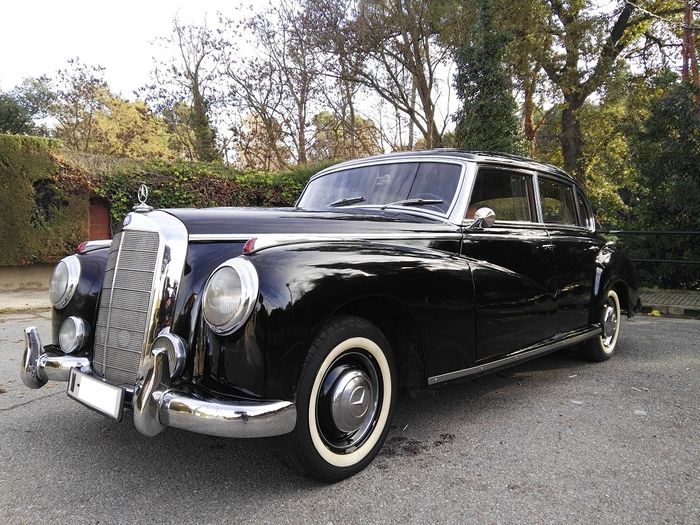 Mercedes-Benz - 300 (W186) Adenauer - 