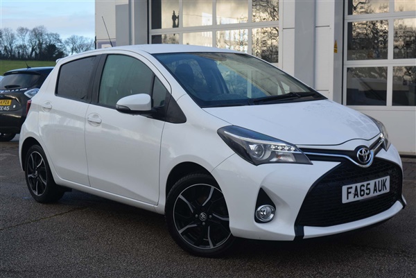 Toyota Yaris 1.33 Dual VVT-i Sport 5dr EU5