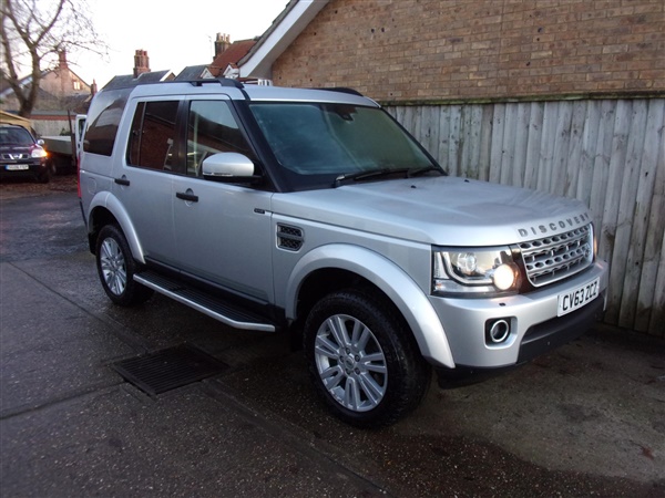 Land Rover Discovery XS Commercial V6 Auto with rear SEAT