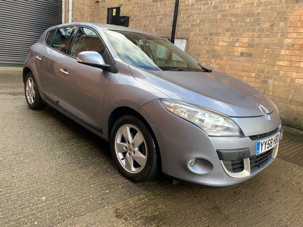 Renault Megane 1.9 DYNAMIQUE DCI 5d 130 BHP