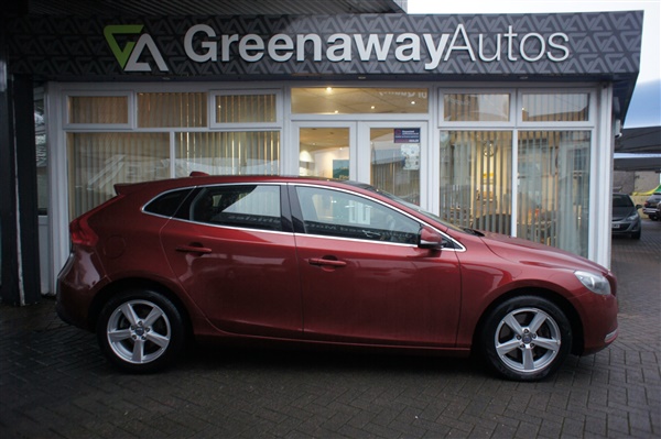 Volvo V40 D3 SE NAV GOOD SPEC DECENT HISTORY