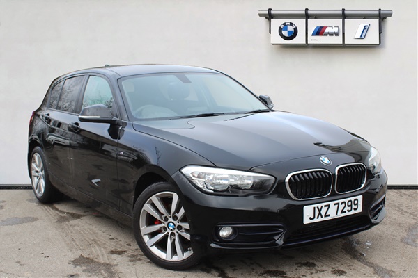 BMW 1 Series 116d Sport 5dr [Nav]