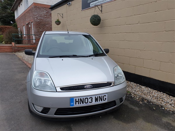 Ford Fiesta 1.4 Ghia 5dr