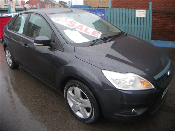 Ford Focus 1.6 Style 5dr MOT JAN.  SERVICE STAMPS NEW