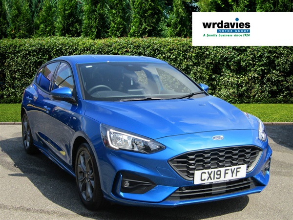 Ford Focus ST-LINE Ecoboost 125PS - Sat Nav | Privacy Glass