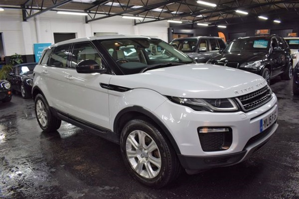 Land Rover Range Rover Evoque 2.0 TD4 SE TECH 5d 177 BHP 4X4