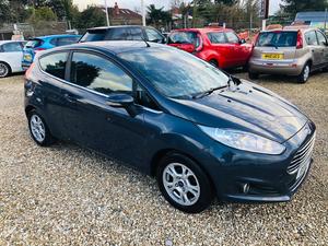 Ford Fiesta  in Exeter | Friday-Ad