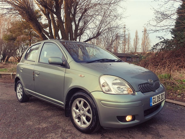 Toyota Yaris 1.3 VVT-i T Spirit 5dr Auto *WITH FULL SERVICE