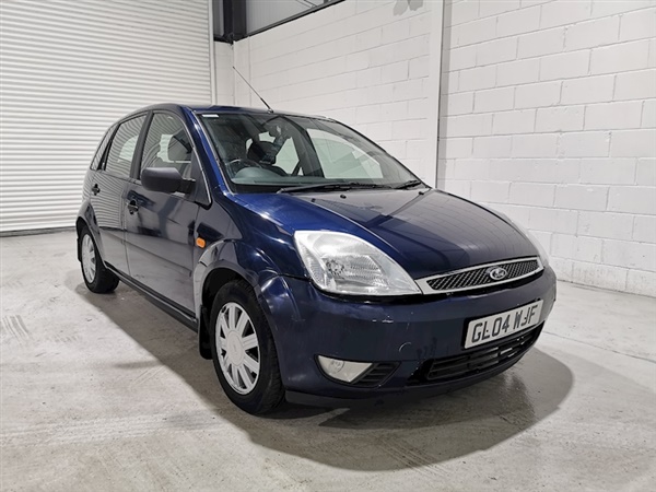 Ford Fiesta Fiesta 16V Ghia Hatchback 1.6 Automatic Petrol