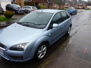Ford Focus  Plate Blue in Crawley | Friday-Ad