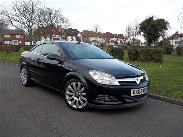 Vauxhall Astra 1.8 VVT Exclusiv Black 2dr Convertible