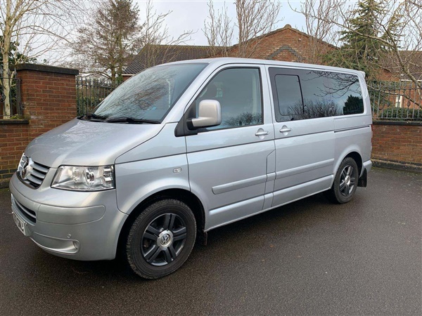 Volkswagen Caravelle 2.5 TDI Executive Bus 4dr 7 Seats