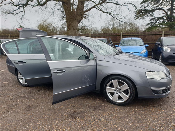 Volkswagen Passat 2.0 TDI Sport 4dr