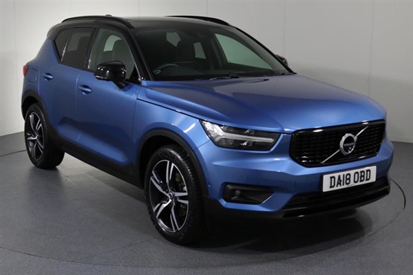 Volvo XC40 D4 FIRST EDITION AWD Automatic