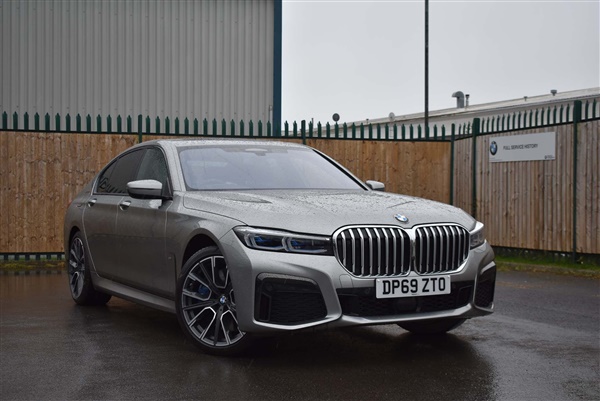 BMW 7 Series 740d xDrive M Sport Saloon Auto