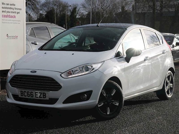 Ford Fiesta 1.0 EcoBoost Zetec White 5dr