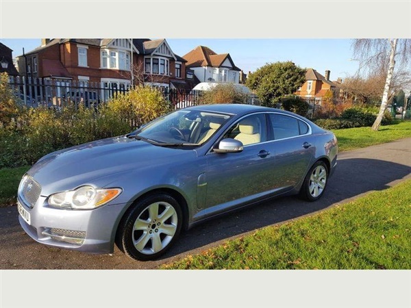 Jaguar XF 2.7d AUTO Premium Luxury Heated Seats NAVIGATION.