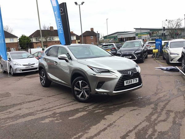 Lexus NX 300h 2.5 Takumi 5dr CVT (Pan roof) Auto