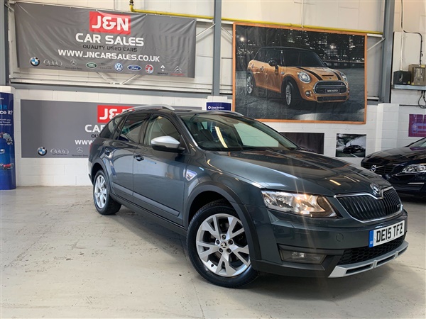 Skoda Octavia 2.0 TDI CR DPF Scout DSG 4x4 5dr Auto