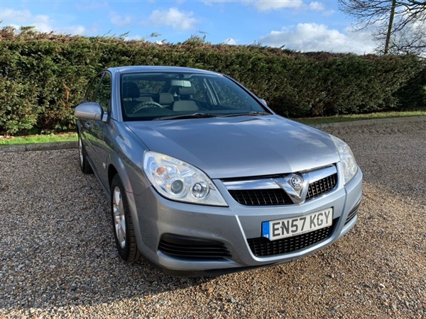 Vauxhall Vectra 1.8 i VVT Exclusiv 5dr