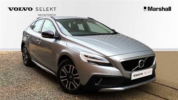 Volvo V40 (Cruise Control, Rear Park Assist, DAB, Bluetooth)