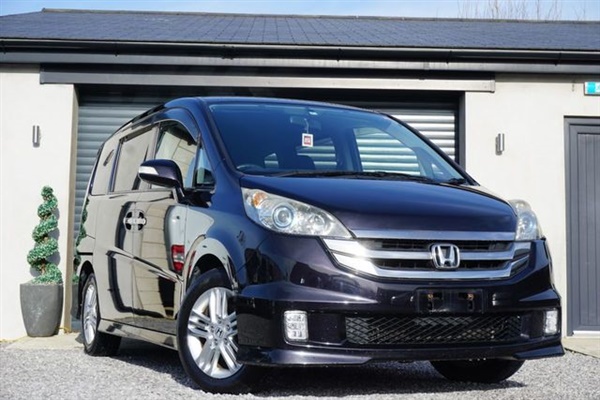 Honda Stepwagon 2.0 V-TEC AUTO SPADA