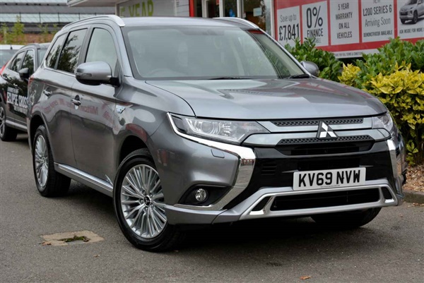 Mitsubishi Outlander 2.4 PHEV Design 5dr Auto 4x4/Crossover