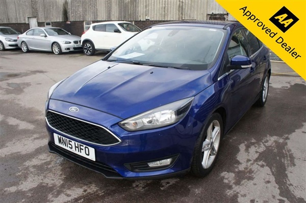 Ford Focus 1.5 ZETEC TDCI 5d 118 BHP IN LOVELY DEEP IMPACT